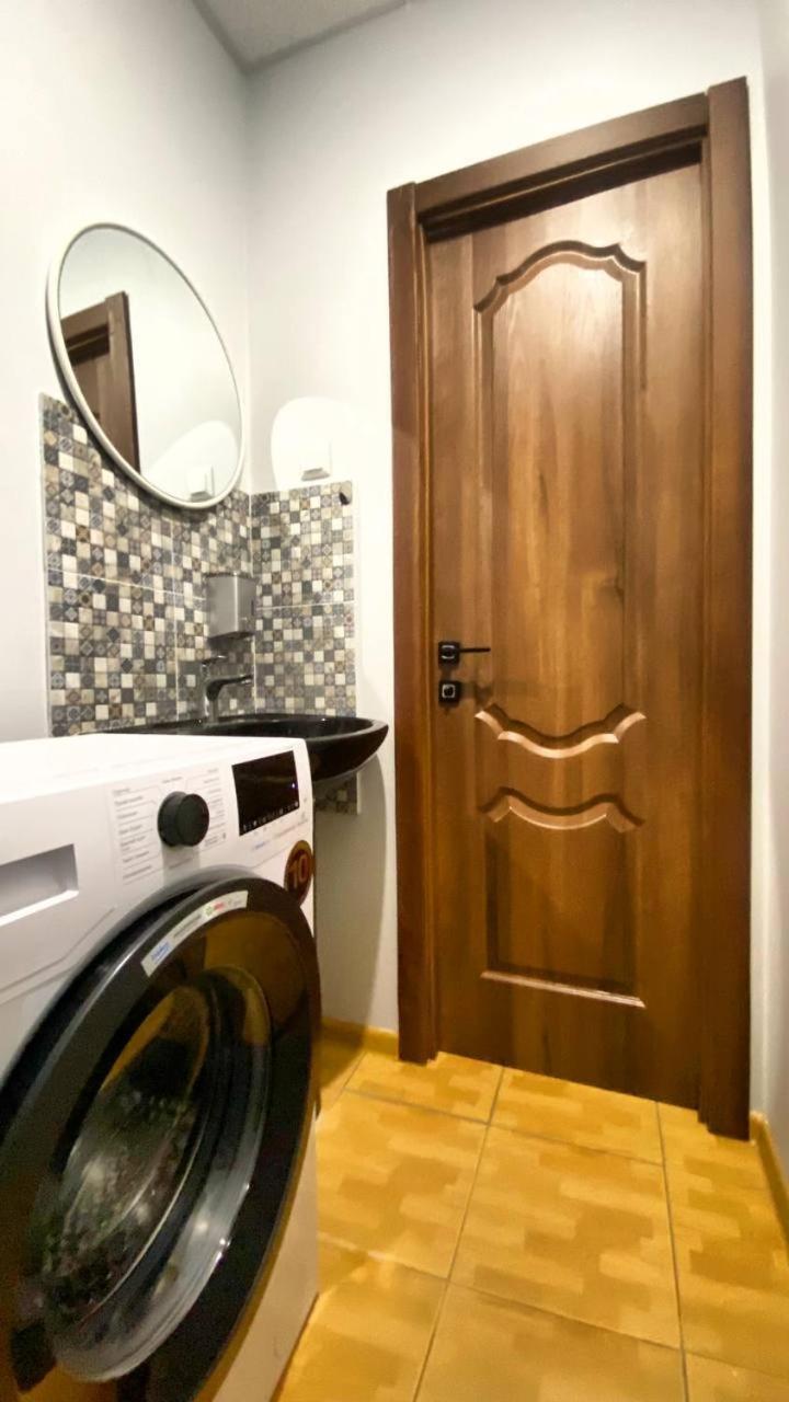 Uneed Rooms M1 キエフ エクステリア 写真
